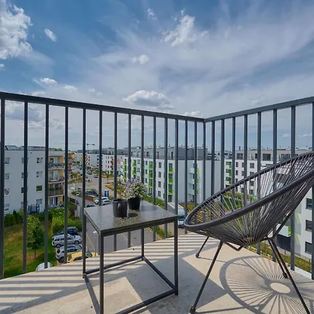 Exclusive Apartment With Balcony & Parking Wroclaw By Renters Prestige Exterior photo