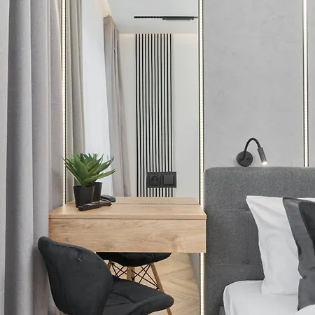 Exclusive Apartment With Balcony & Parking Wroclaw By Renters Prestige Exterior photo