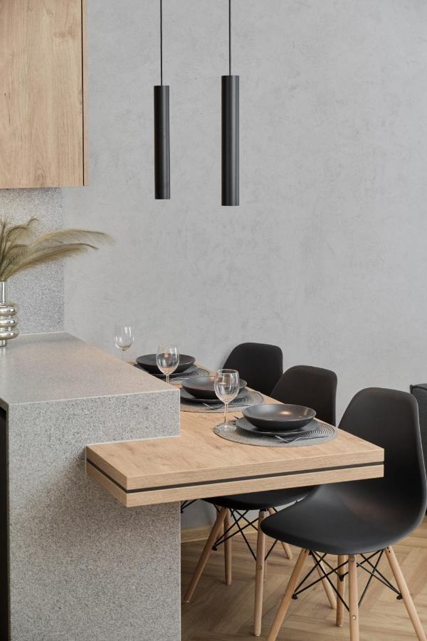 Exclusive With Balcony & Parking By Renters Prestige Wroclaw